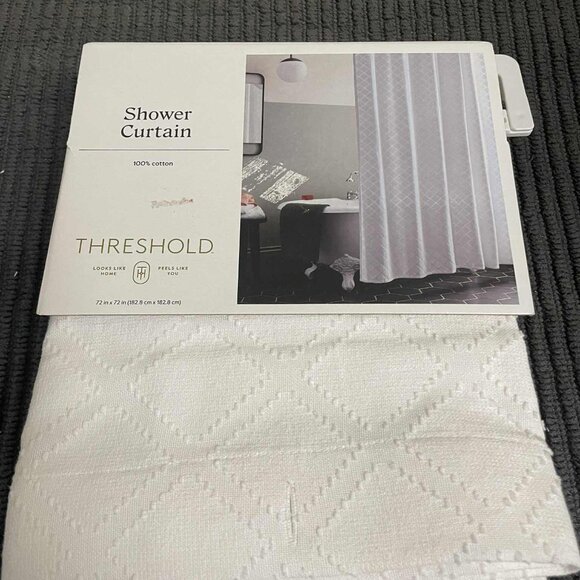 Brand New Threshold Dyed Clipped Diamond Shower Curtain - White. 72in x 72in. W - Picture 2 of 3